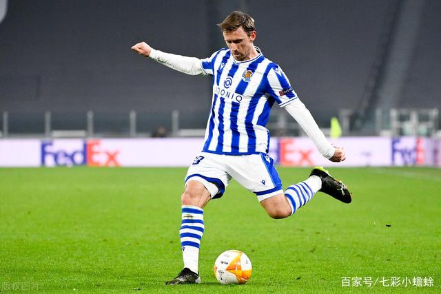 关于今晚那不勒斯调整名单以备西甲，复出首秀环节打磨，更衣室稳定，细节决定成败的信息