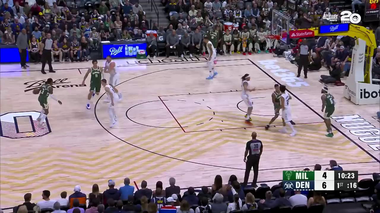 密尔沃基雄鹿训练开放日，清晨伤情更新引欢呼，CBA常规赛在即，训练强度明显提升的简单介绍