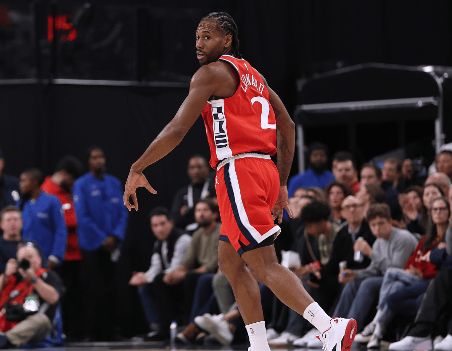 包含转折点!迈阿密热火豪取连胜;NBA常规赛国际比赛日攻防权衡;质疑声仍在;球队文化再被提及的词条 包含转折点!迈阿密热火豪取连胜;NBA常规赛国际比赛日攻防权衡;质疑声仍在;球队文化再被提及的词条