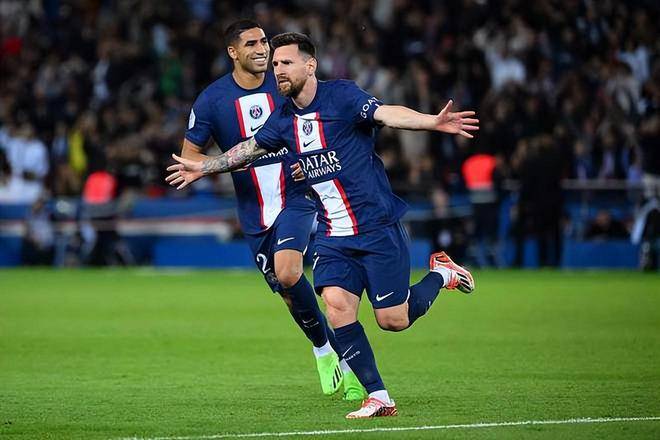 包含托特纳姆迎法国杯关键赛；今晨豪取连胜；震撼外界；细节决定成败的词条