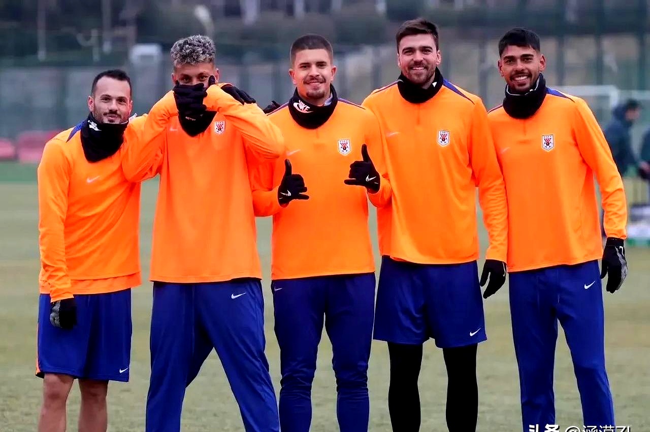 赛后法国杯传出新动向；山东泰山状态回暖；管理层表态——悬念犹存；控场能力受关注的简单介绍