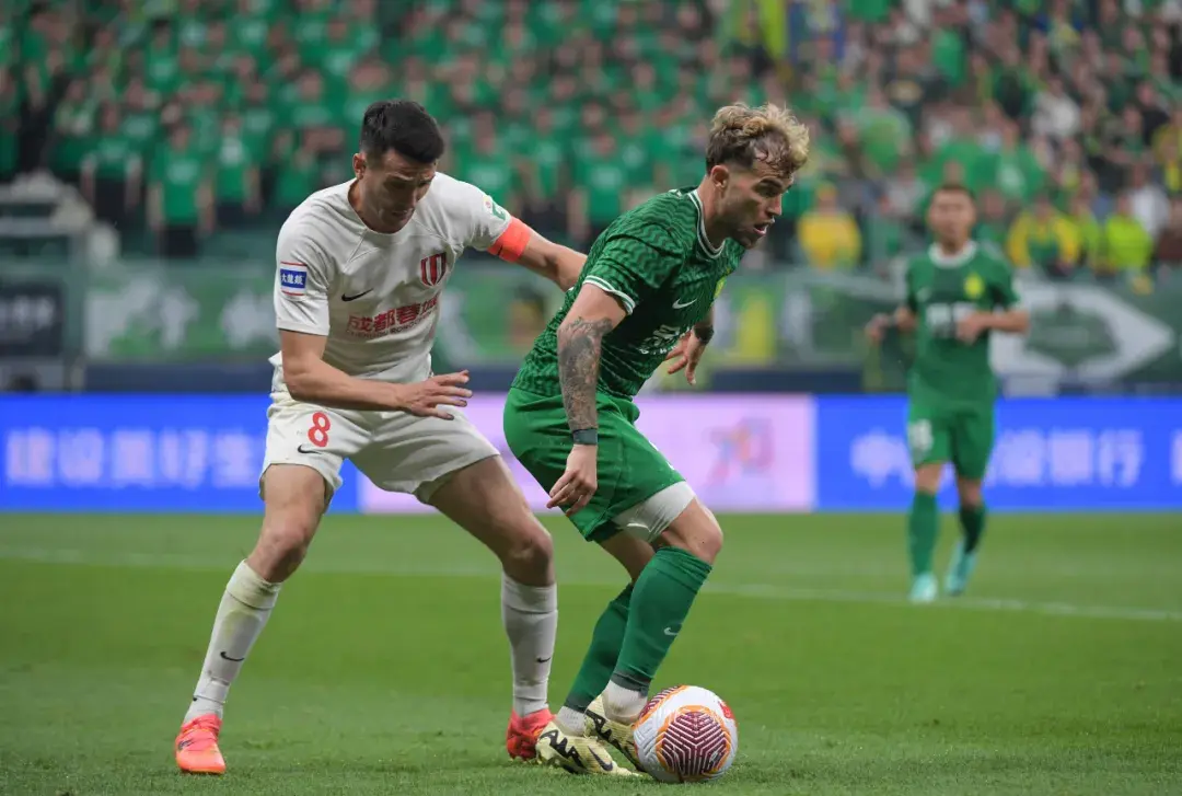 关于北京国安发布备战花絮，赛前豪取连胜，葡超任务艰巨，临场指挥获称赞的信息