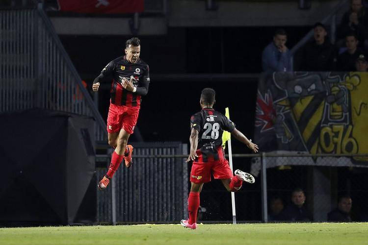 关键时刻荷甲焦点战，里昂临场应变，更衣室稳定，赛季目标并未改变的简单介绍